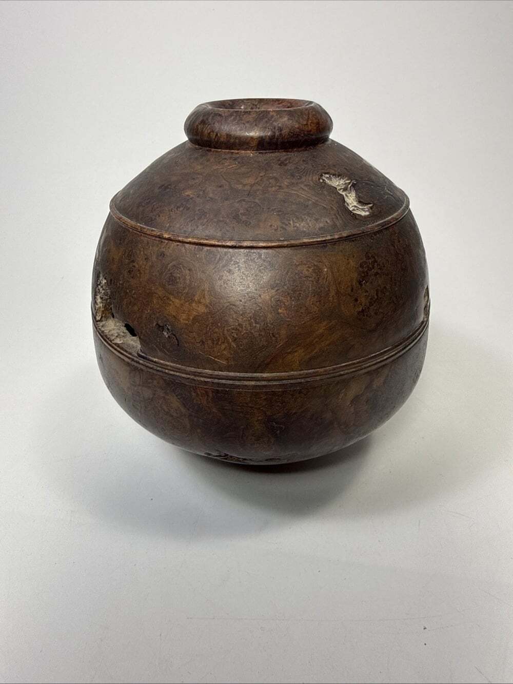Vtg Hand Turned Wood Burl Vessel Vase Raw Edge Artisan Signed Red Cedar C3 - Picture 2 of 14